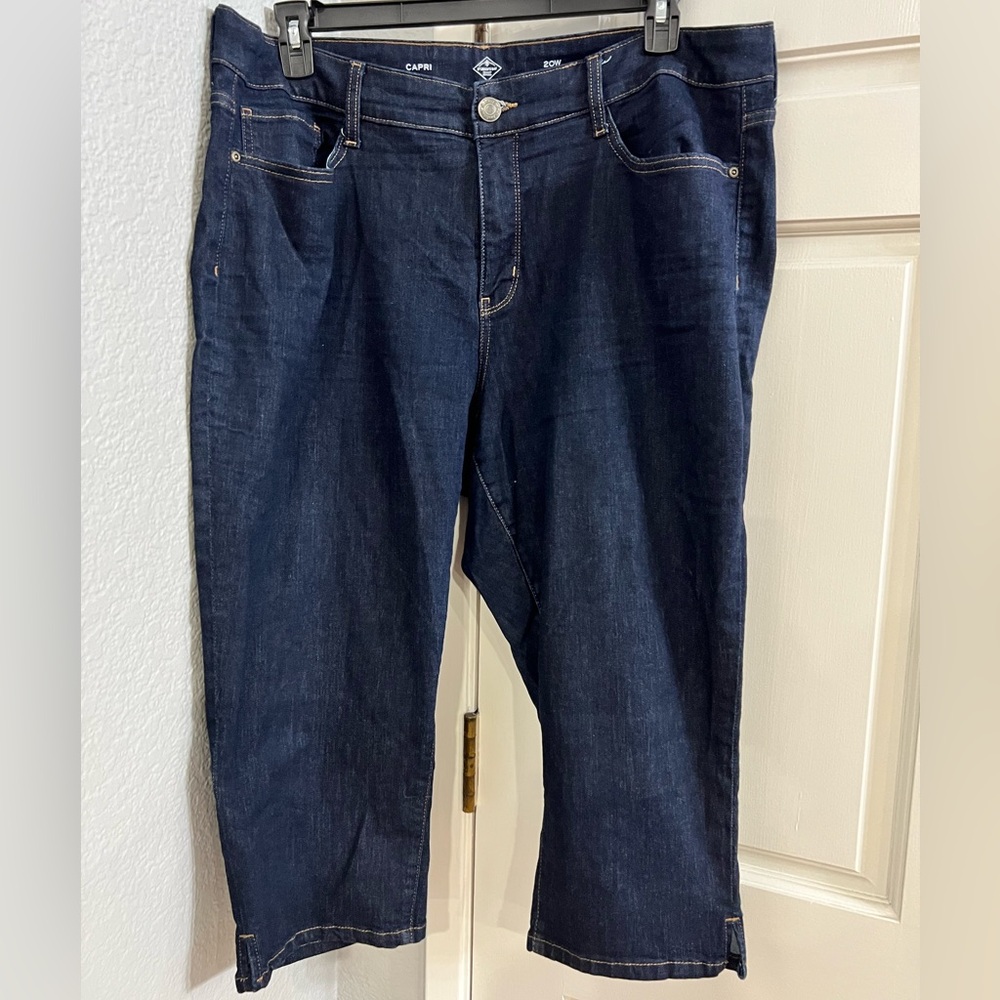 St. John’s Bay Dark Blue Denim Capris